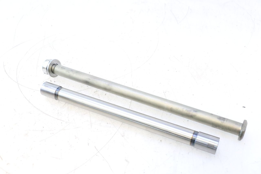 photo de ZWAARTPUNTAS ACHTERBRUG YAMAHA FZ8 800 (2010 - 2016) - Hoofdaanzicht