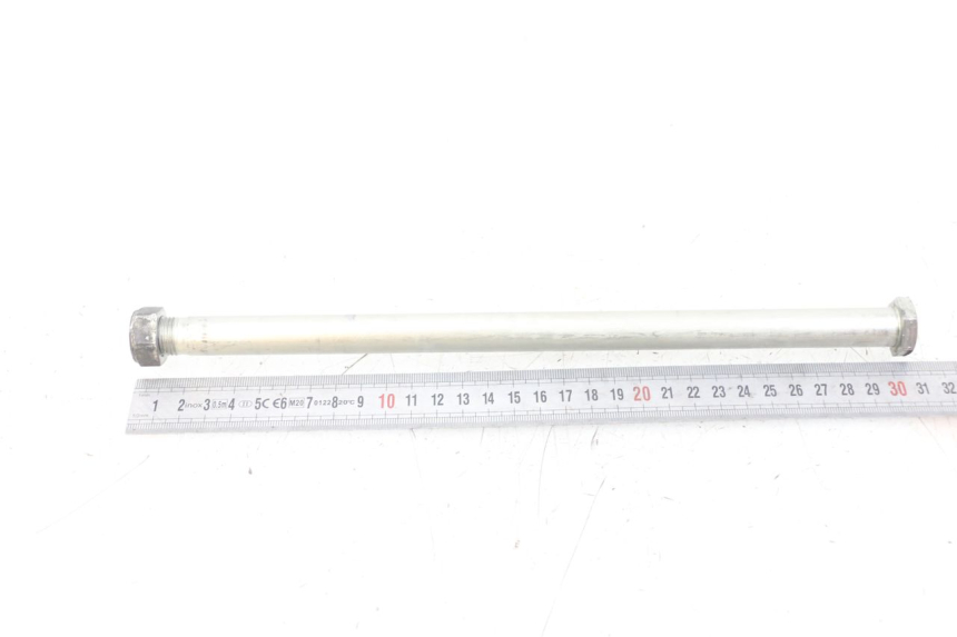 photo de ZWAARTPUNTAS ACHTERBRUG YAMAHA MT-07 MT07 ABS 700 (2014 - 2017) - Zoom op gebruiksstaat