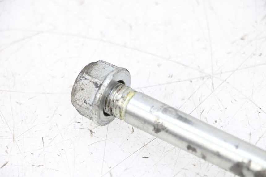 photo de ZWAARTPUNTAS ACHTERBRUG HONDA NSR R 125 (1994 - 2003) - Bevestigingspunten