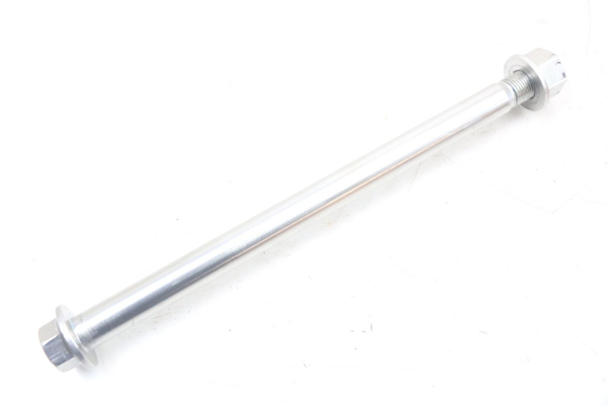 photo de ZWAARTPUNTAS ACHTERBRUG ROYAL ENFIELD CONTINENTAL GT 650 (2019 - 2024) - Hoofdaanzicht