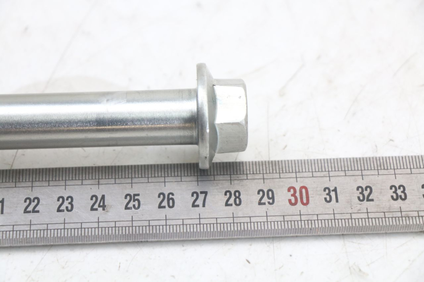 photo de ZWAARTPUNTAS ACHTERBRUG ROYAL ENFIELD CONTINENTAL GT 650 (2019 - 2024) - Andere kijkhoek