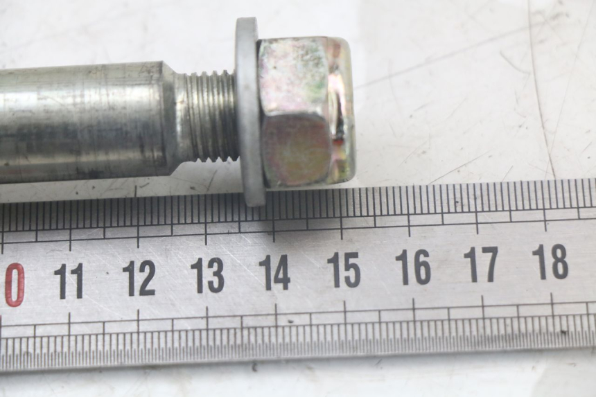 photo de ZWAARTPUNTAS ACHTERBRUG PEUGEOT SPEEDFIGHT 100 (1997 - 2007) - Zoom op gebruiksstaat