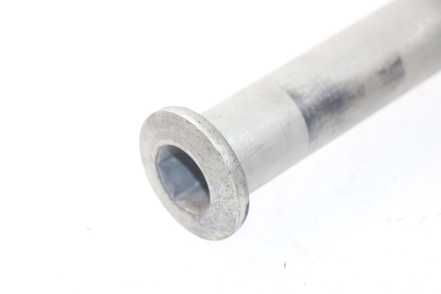 photo de ZWAARTPUNTAS ACHTERBRUG TRIUMPH SPRINT ST ABS 1050 (2005 - 2007) - Technische close-up