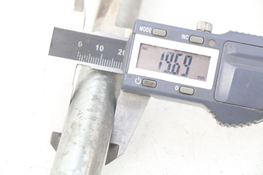 photo de AS SCHOMMELARMAS APRILIA SRV 850 (2012 - 2017) - Detail van het onderdeel