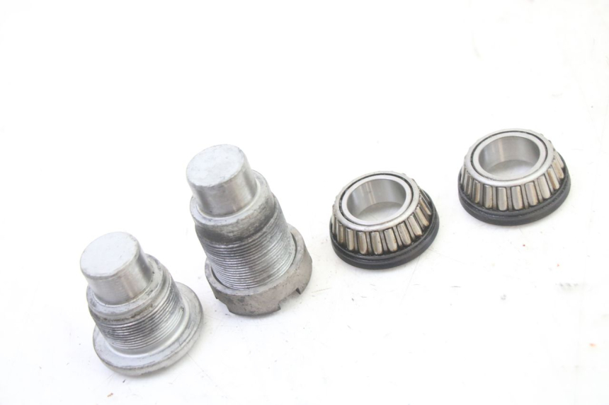 photo de ZWAARTPUNTAS ACHTERBRUG HONDA ST PAN EUROPEAN 1300 (2002 - 2013) - Technische close-up