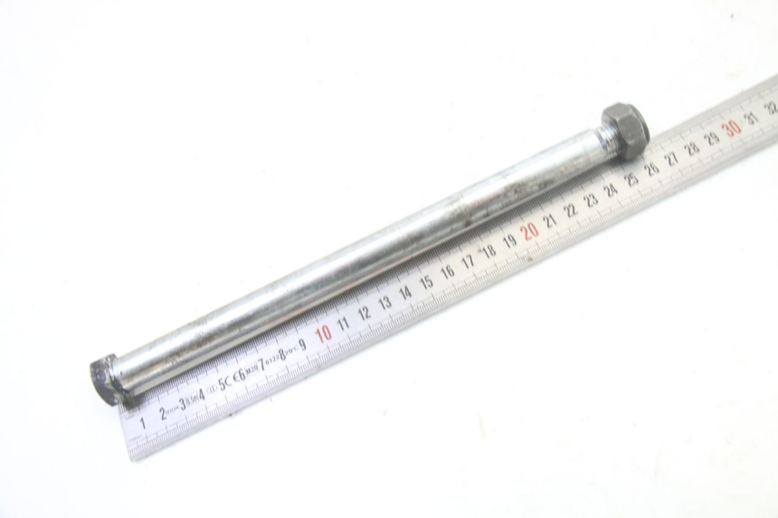 photo de ZWAARTPUNTAS ACHTERBRUG YAMAHA TDR DELTABOX 125 (1997 - 2003) - Zoom op gebruiksstaat