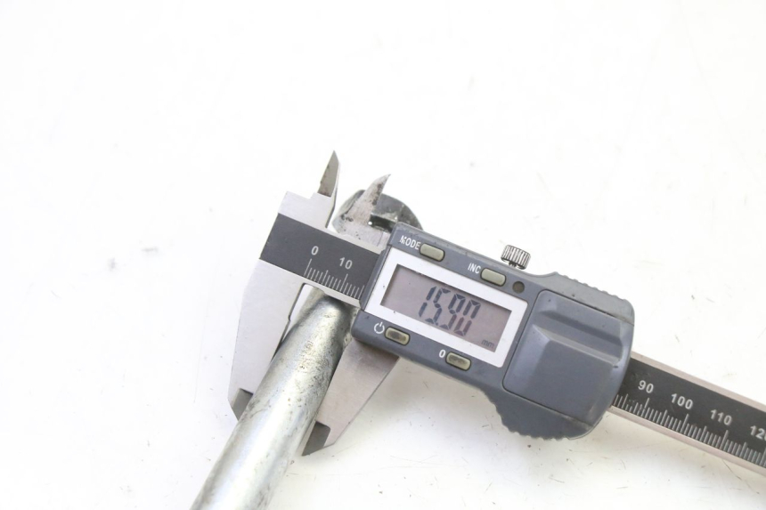 photo de ZWAARTPUNTAS ACHTERBRUG YAMAHA TDR DELTABOX 125 (1997 - 2003) - Technische close-up