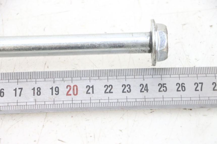 photo de ZWAARTPUNTAS ACHTERBRUG YAMAHA TZR 50 (2008 - 2016) - Detail van het onderdeel