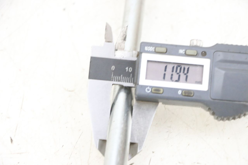 photo de ZWAARTPUNTAS ACHTERBRUG YAMAHA TZR 50 (2008 - 2016) - Andere kijkhoek