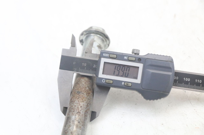 photo de ZWAARTPUNTAS ACHTERBRUG KAWASAKI VERSYS ABS 650 (2015 - 2018) - Andere kijkhoek