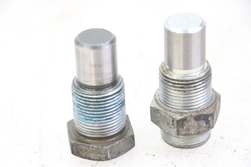 photo de ZWAARTPUNTAS ACHTERBRUG YAMAHA XVS DRAG STAR DRAGSTAR 650 (1997 - 2007) - Detail van het onderdeel