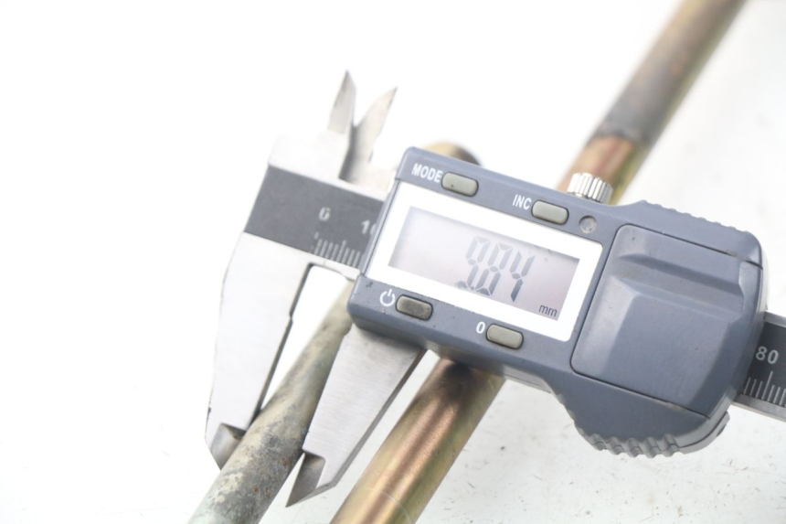 photo de MOTORENASSEN MV AGUSTA BRUTALE R WALLY 910 (2008 - 2008) - Andere kijkhoek