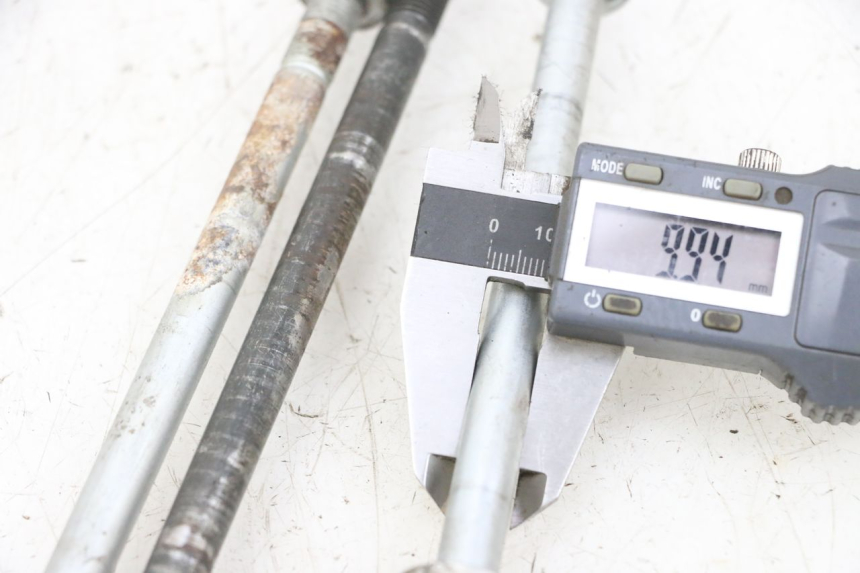 photo de MOTORAAS SUZUKI BURGMAN 650 (2013 - 2020) - Detail van het onderdeel