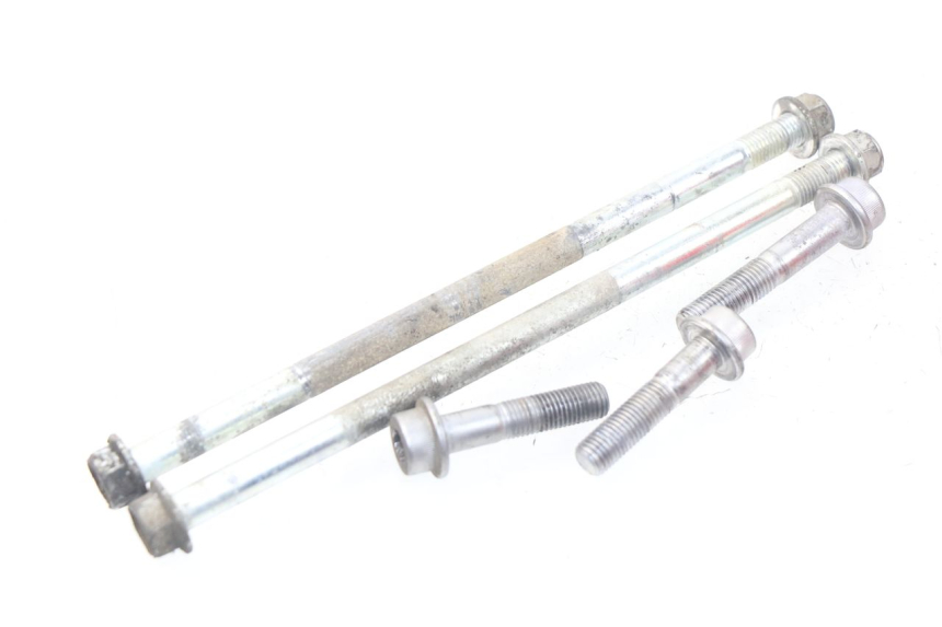 photo de MOTORAAS SUZUKI GSX-R GSXR 600 (2001 - 2003) - Hoofdaanzicht