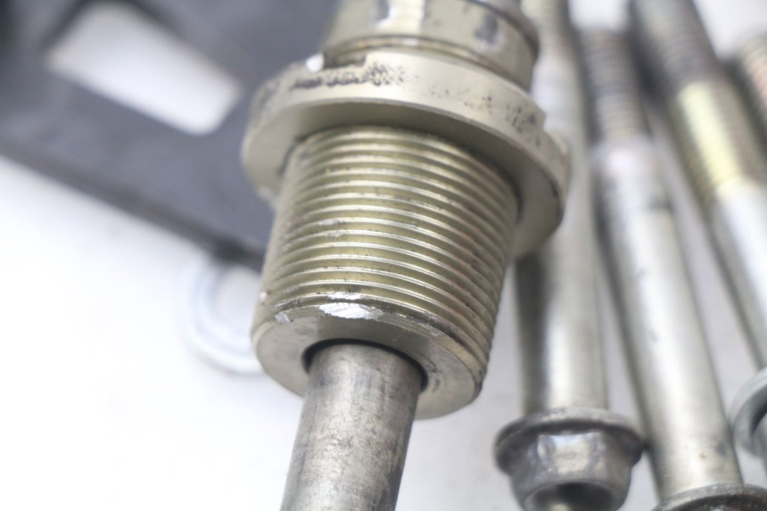 photo de MOTORAAS SUZUKI GSX-R GSXR K16 1000 (2012 - 2016) - Detail van het onderdeel