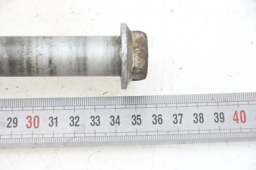 photo de ACHTERWIELAS HONDA CBF 500 (2004 - 2007) - Zoom op gebruiksstaat