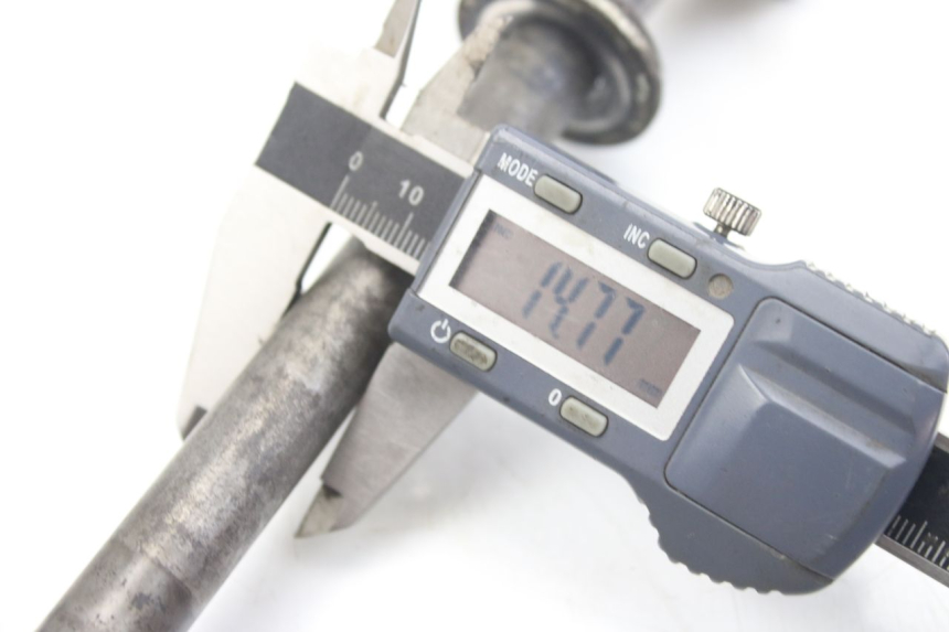 photo de ACHTERWIELAS XTRM FACTORY DIRTBIKE BSE 150 - Zoom op gebruiksstaat