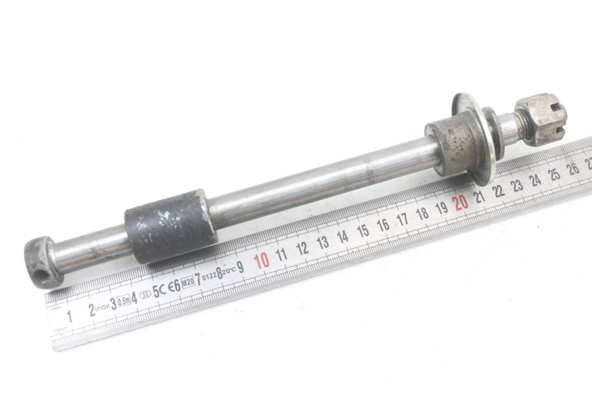 photo de ACHTERWIELAS SUZUKI GSX E 250 (1982 - 1983) - Detail van het onderdeel