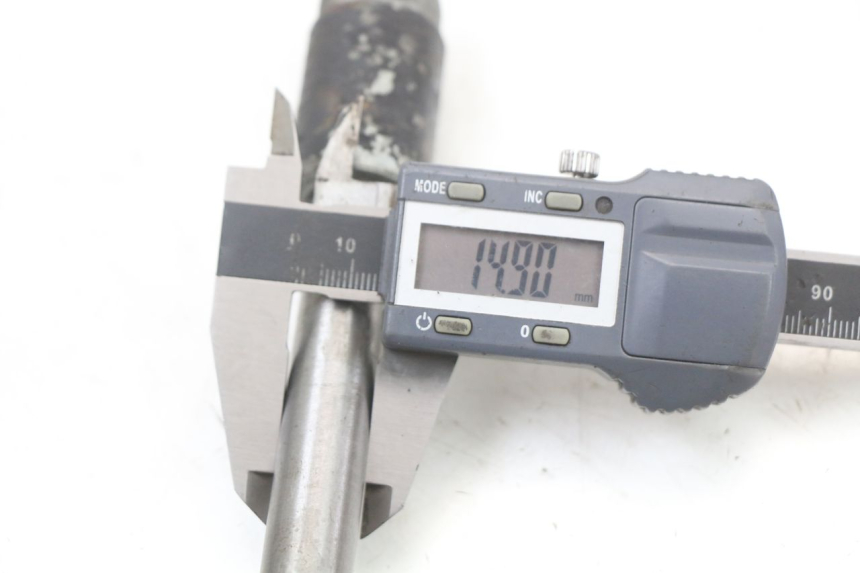 photo de ACHTERWIELAS SUZUKI GSX E 250 (1982 - 1983) - Andere kijkhoek