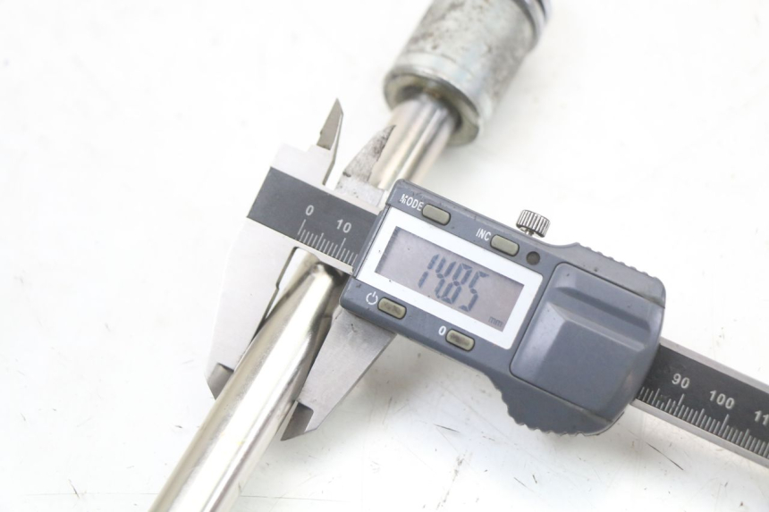 photo de ACHTERWIELAS REGAL RAPTOR SPYDER 125 (2010 - 2018) - Technische close-up