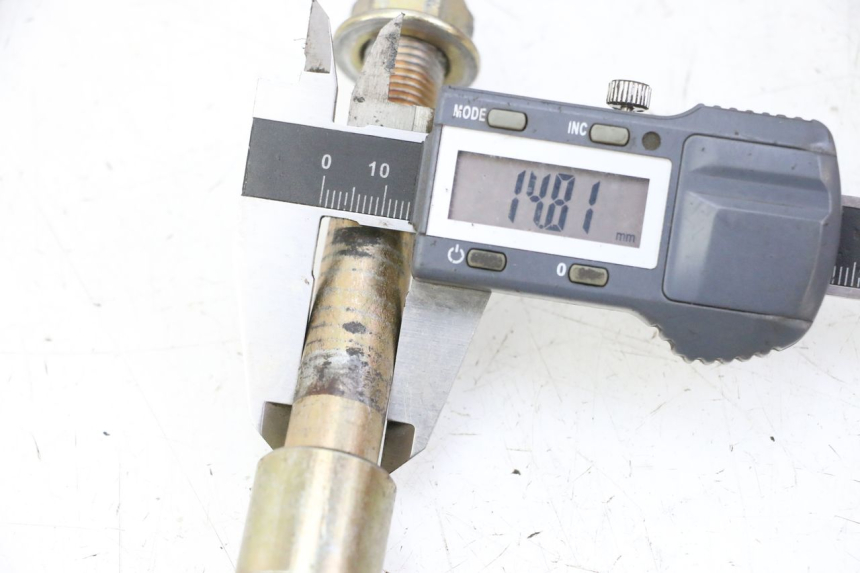 photo de ACHTERWIELAS APOLLO RFZ 150 - Detail van het onderdeel