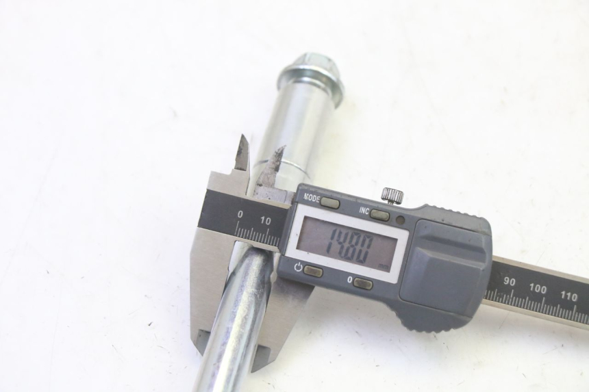 photo de ACHTERWIELAS APOLLO RFZ 125 - Technische close-up
