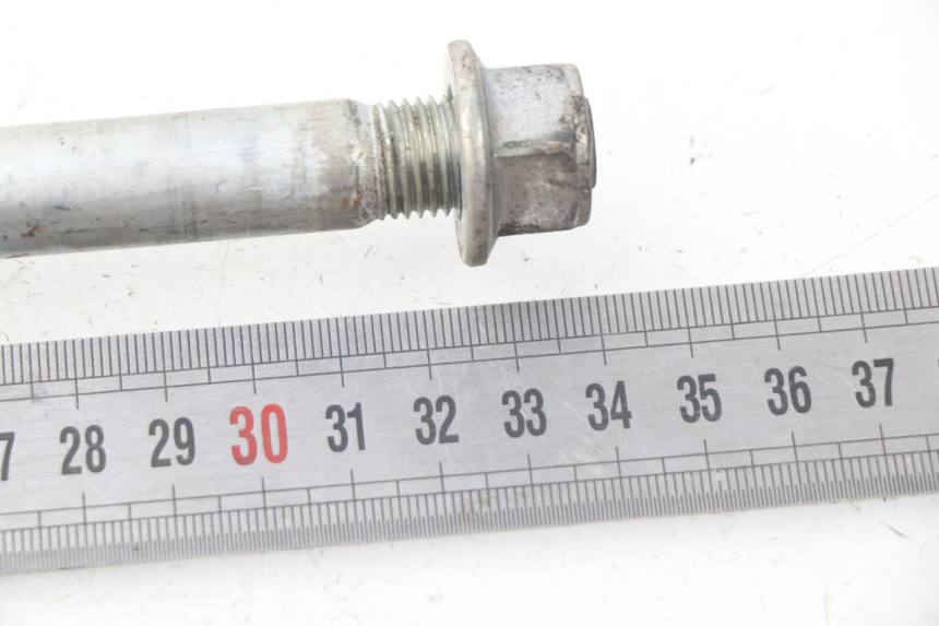 photo de ACHTERWIELAS SUZUKI RV VAN VAN 125 (2003 - 2008) - Zoom op gebruiksstaat