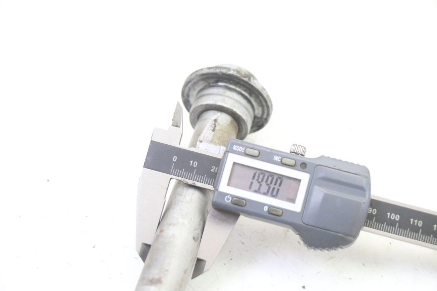 photo de ACHTERWIELAS HONDA ST PAN EUROPEAN 1300 (2002 - 2013) - Technische close-up