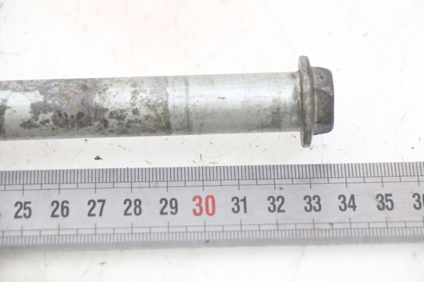 photo de ACHTERWIELAS SUZUKI SV N 650 (1999 - 2002) - Detail van het onderdeel