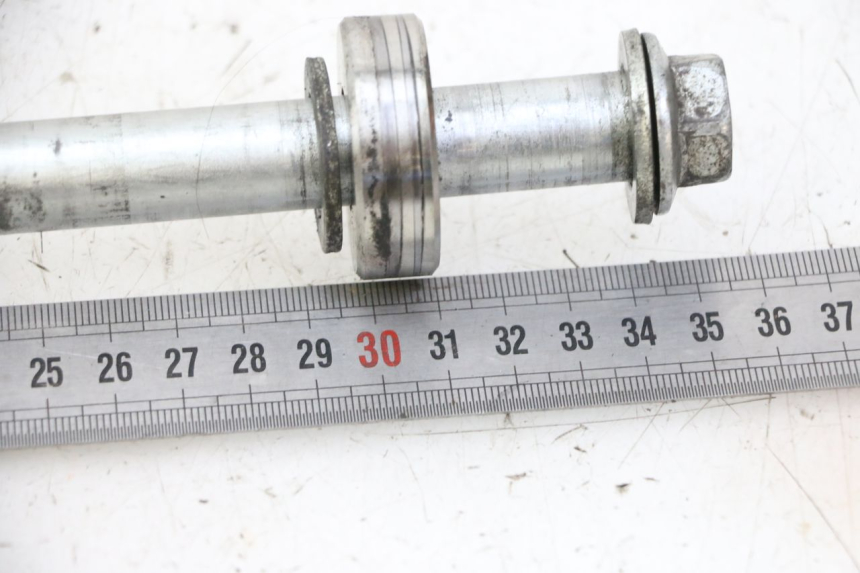 photo de ACHTERWIELAS YAMAHA XJ6 ABS 600 (2008 - 2016) - Detail van het onderdeel