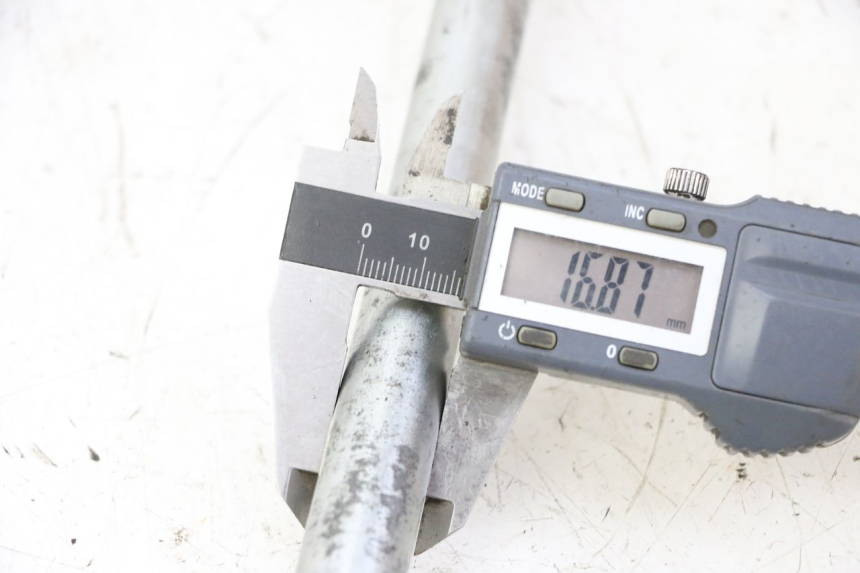 photo de ACHTERWIELAS YAMAHA XJ6 ABS 600 (2008 - 2016) - Andere kijkhoek