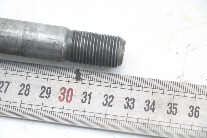 photo de ACHTERWIELAS YAMAHA XJS DIVERSION 600 (1997 - 1999) - Zoom op gebruiksstaat