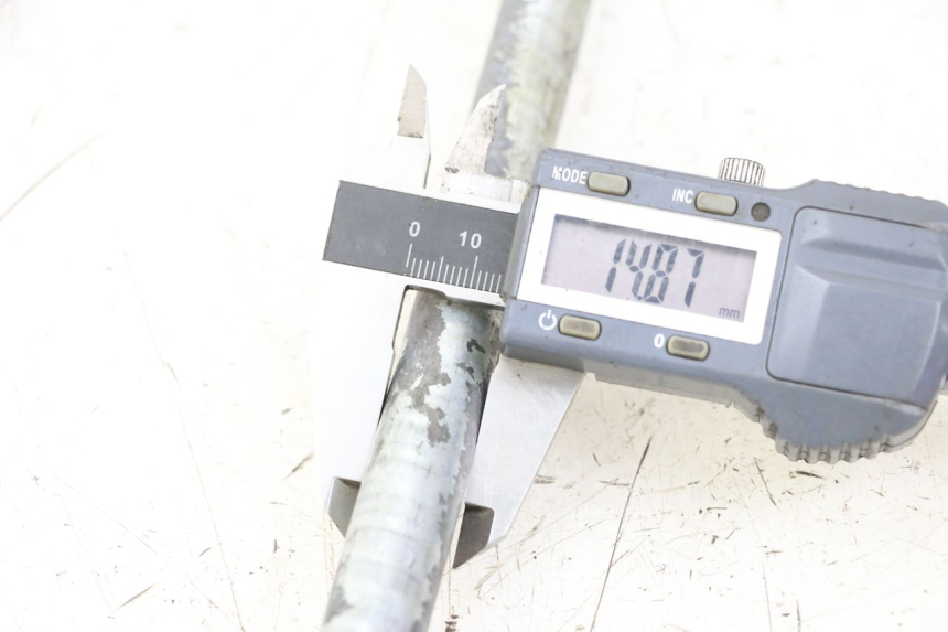 photo de ACHTERWIELAS YAMAHA XVS DRAG STAR DRAGSTAR 650 (1997 - 2007) - Andere kijkhoek