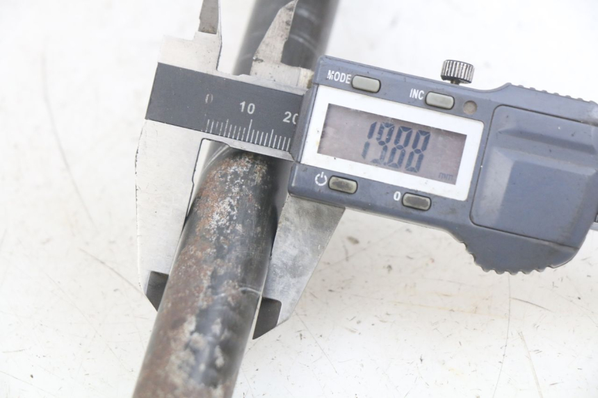 photo de ACHTERWIELAS YAMAHA YZF R THUNDERCAT 600 (1996 - 2003) - Andere kijkhoek