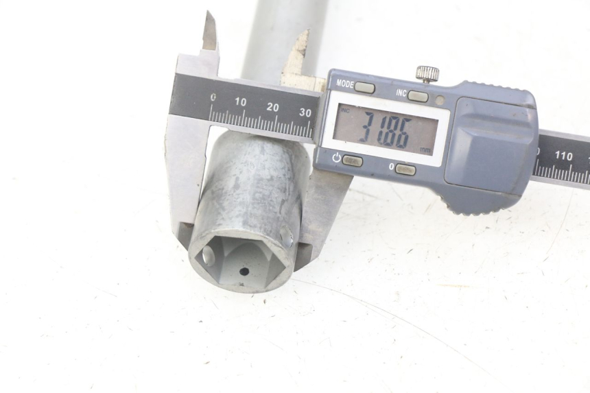 photo de VOORWIELAS HONDA CB R 1000 (2018 - 2023) - Detail van het onderdeel