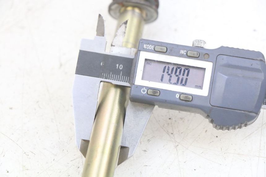 photo de VOORWIELAS PEUGEOT CITYSTAR AIR 125 (2014 - 2017) - Technische close-up