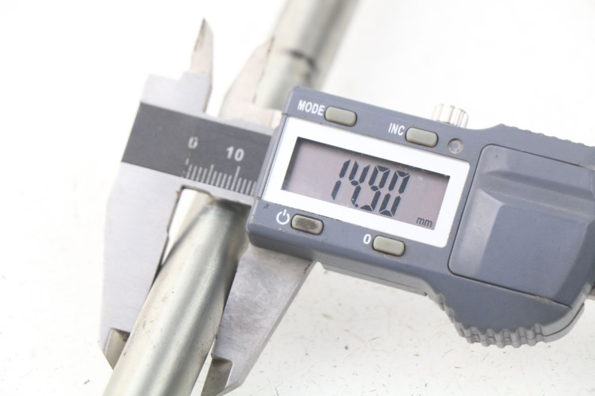 photo de VOORWIELAS PEUGEOT ELYSTAR 50 (2002 - 2014) - Technische close-up