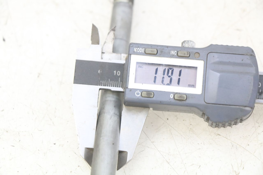 photo de VOORWIELAS HONDA FES PANTHEON 2T 125 (1998 - 2002) - Andere kijkhoek