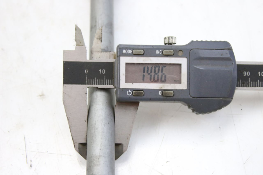 photo de VOORWIELAS HONDA FES S-WING SWING ABS 125 (2007 - 2015) - Technische close-up