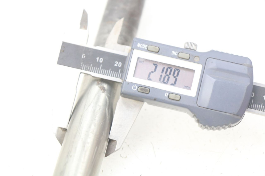 photo de VOORWIELAS YAMAHA FJR ABS 1300 (2006 - 2012) - Detail van het onderdeel