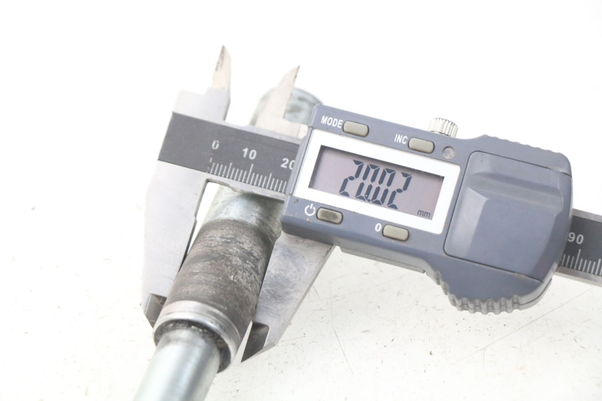 photo de VOORWIELAS SYM GTS EFI ABS 125 (2012 - 2016) - Technische close-up