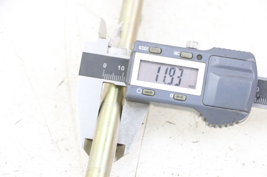 photo de VOORWIELAS KYMCO STRYKER OFF ROAD 125 (1999 - 2005) - Detail van het onderdeel