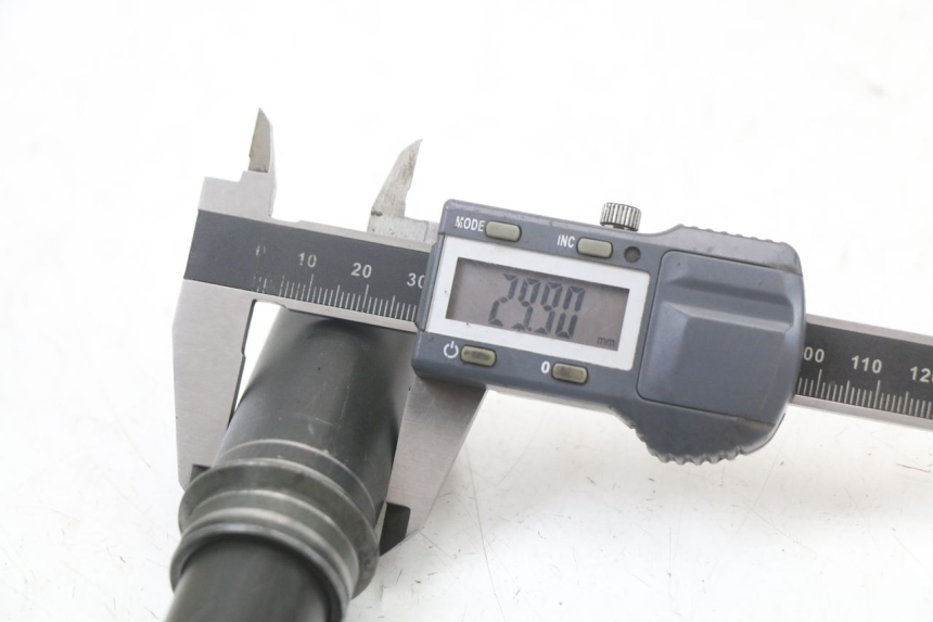 photo de VOORWIELAS MOTO GUZZI NORGE 8V GT 1200 (2011 - 2016) - Andere kijkhoek