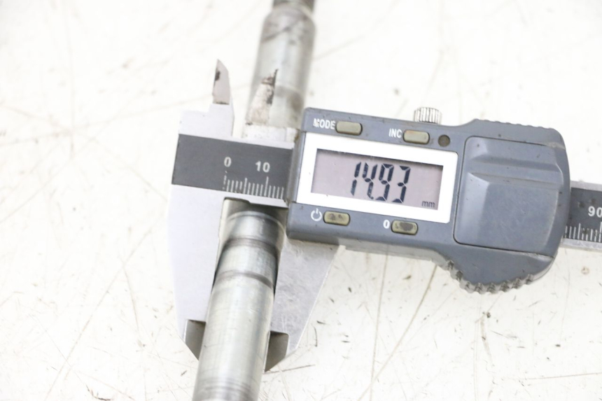 photo de VOORWIELAS HONDA NSR R 125 (1994 - 2003) - Bevestigingspunten