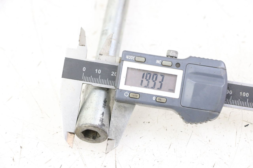 photo de VOORWIELAS PIAGGIO BEVERLY 125 (1998 - 2005) - Andere kijkhoek