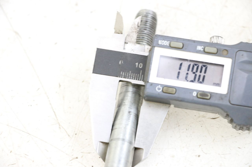 photo de VOORWIELAS APRILIA SCARABEO 100 (2003 - 2012) - Zoom op gebruiksstaat