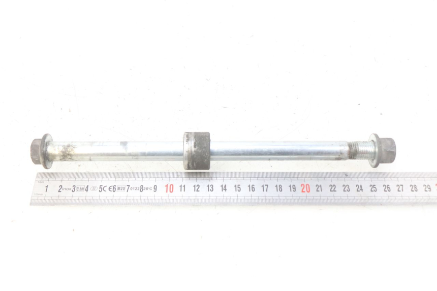 photo de VOORWIELAS SUZUKI SIXTEEN 125 (2008 - 2010) - Andere kijkhoek