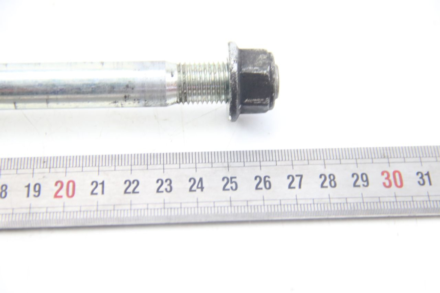 photo de VOORWIELAS SUZUKI SIXTEEN 125 (2008 - 2010) - Bevestigingspunten