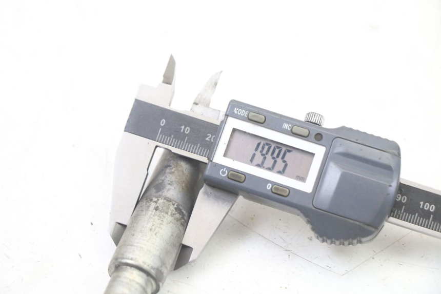 photo de VOORWIELAS SMALL MX THUNDER 250 - Technische close-up