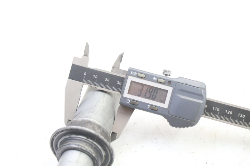 photo de VOORWIELAS HONDA ST PAN EUROPEAN 1300 (2002 - 2013) - Technische close-up